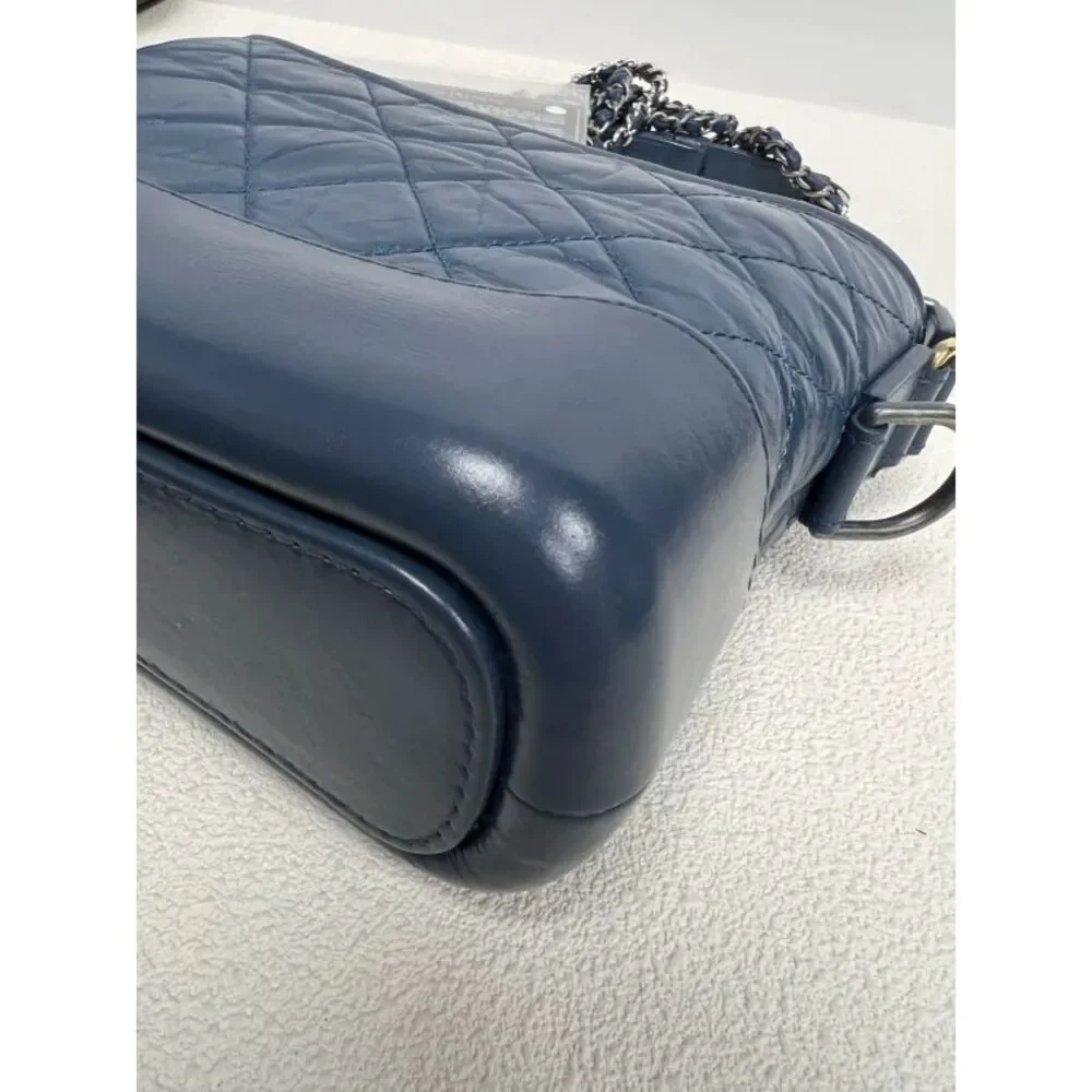 Chanel Women Pre-Loved Bag Very Good Condition - Picture 8 of 9